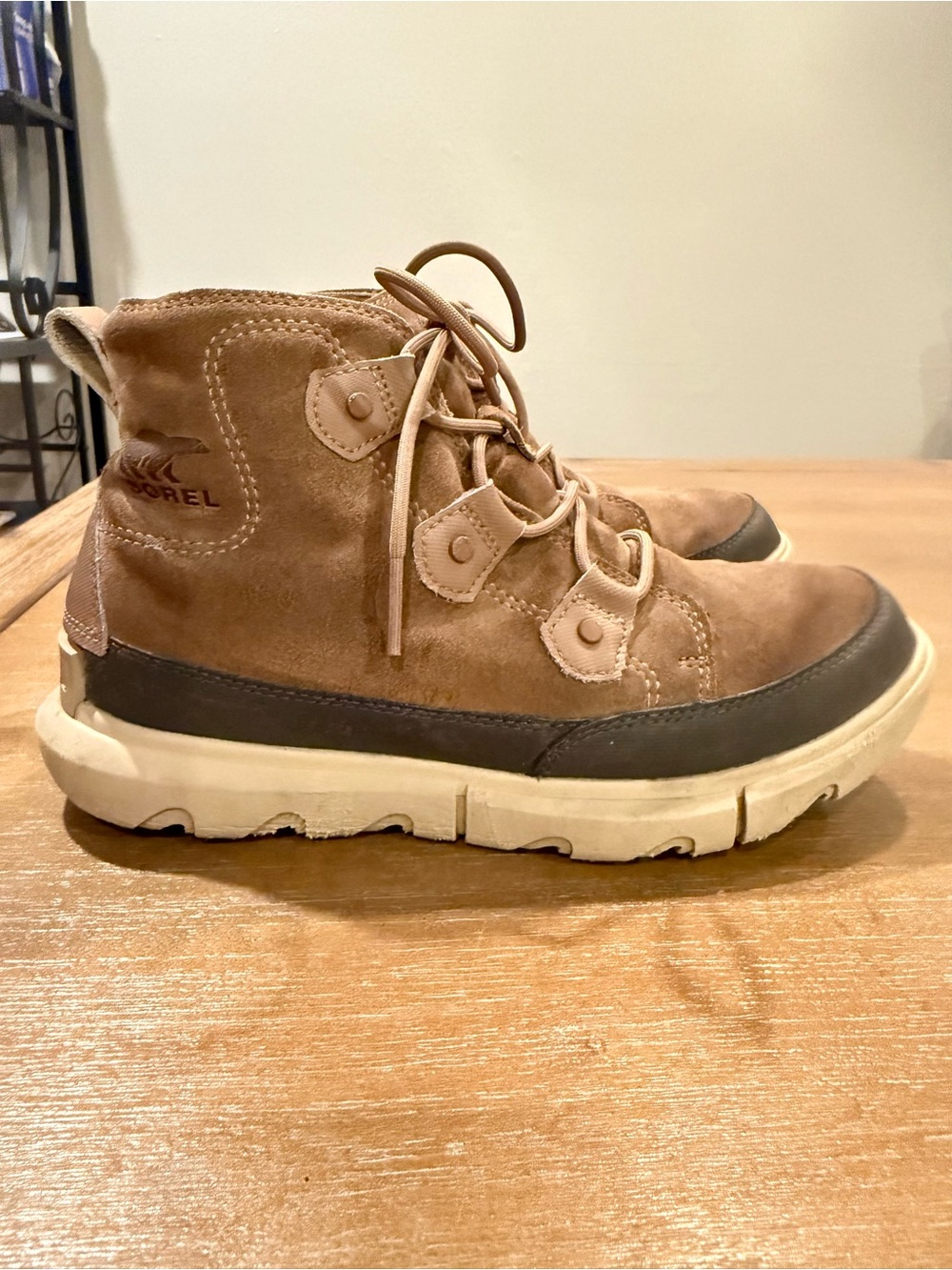 Sorel Women’s Explorer Joan Waterproof Boots Winter Tan Brown Sz 9